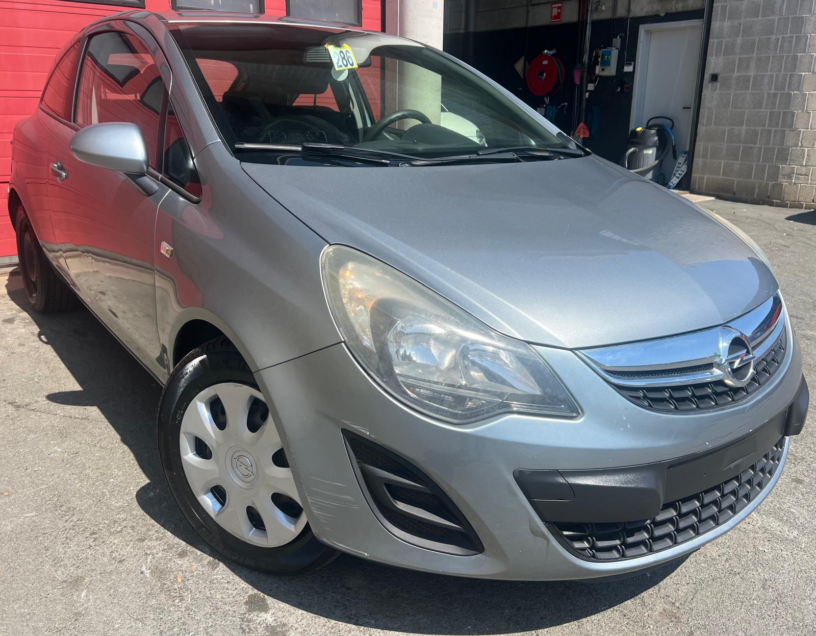 Opel Corsa 1.2i Enjoy