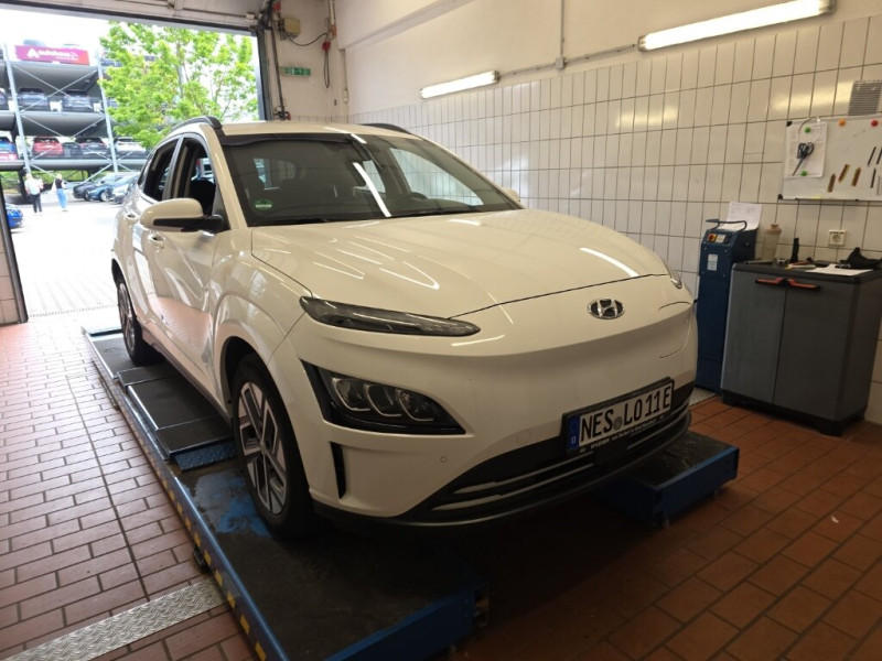 Hyundai e-Kona 2021