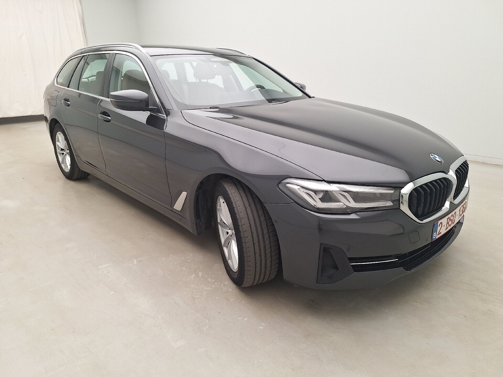 BMW 5 Series Touring 2020