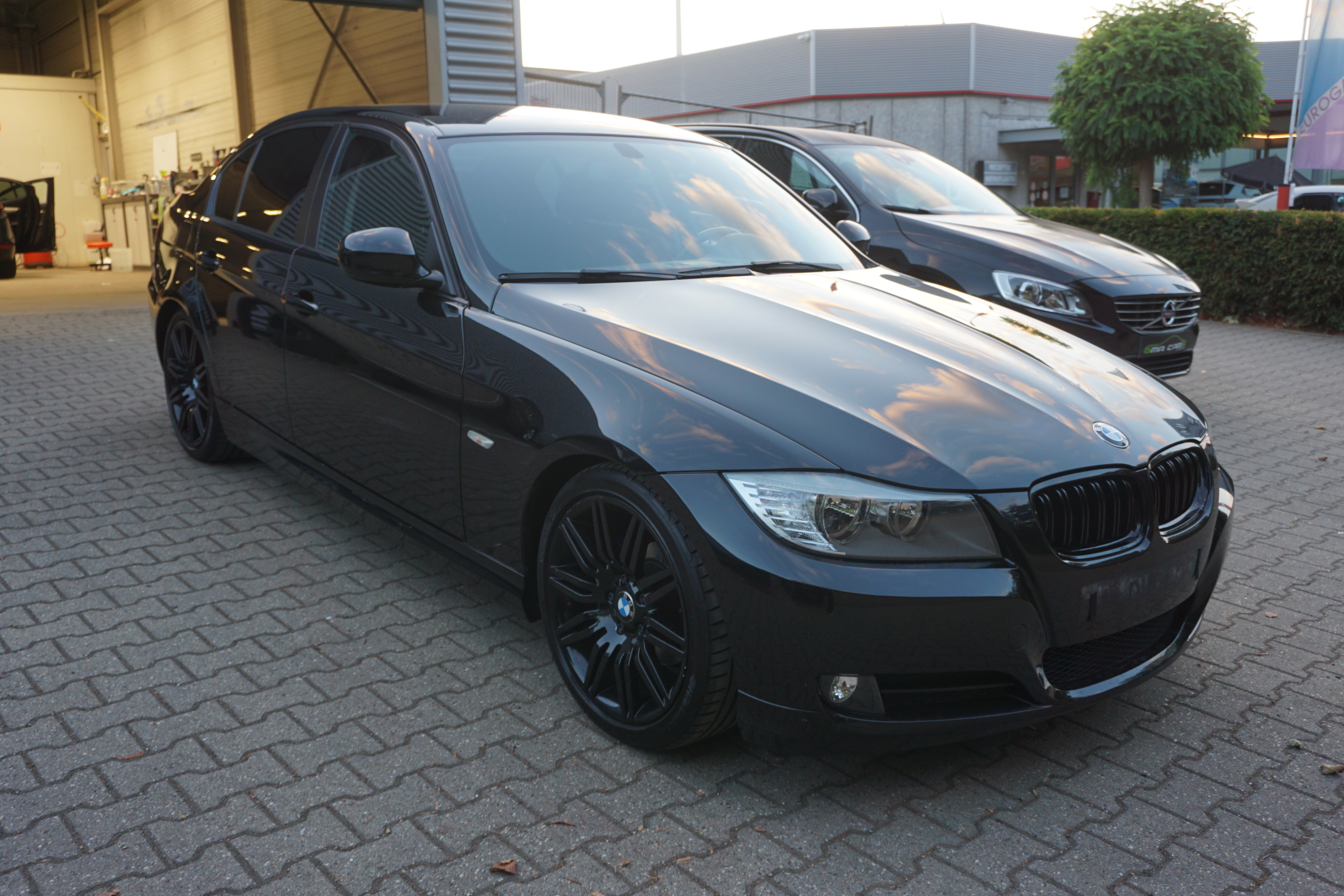 BMW 3 Series 318i