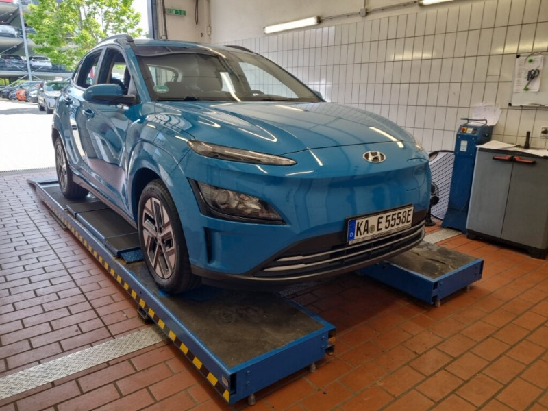 Hyundai e-Kona 2021