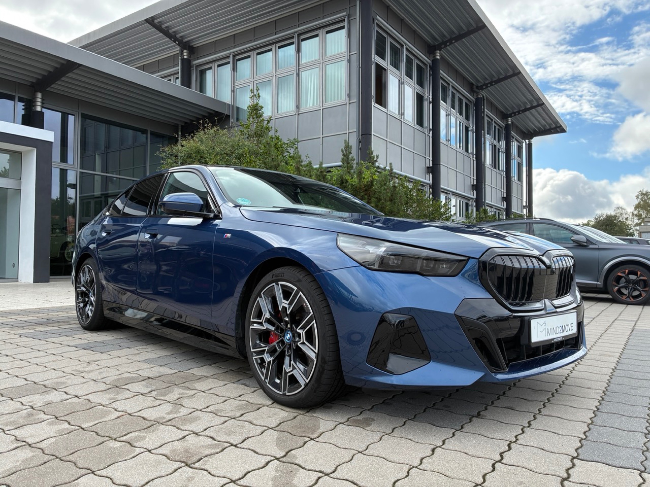 BMW i5 2024