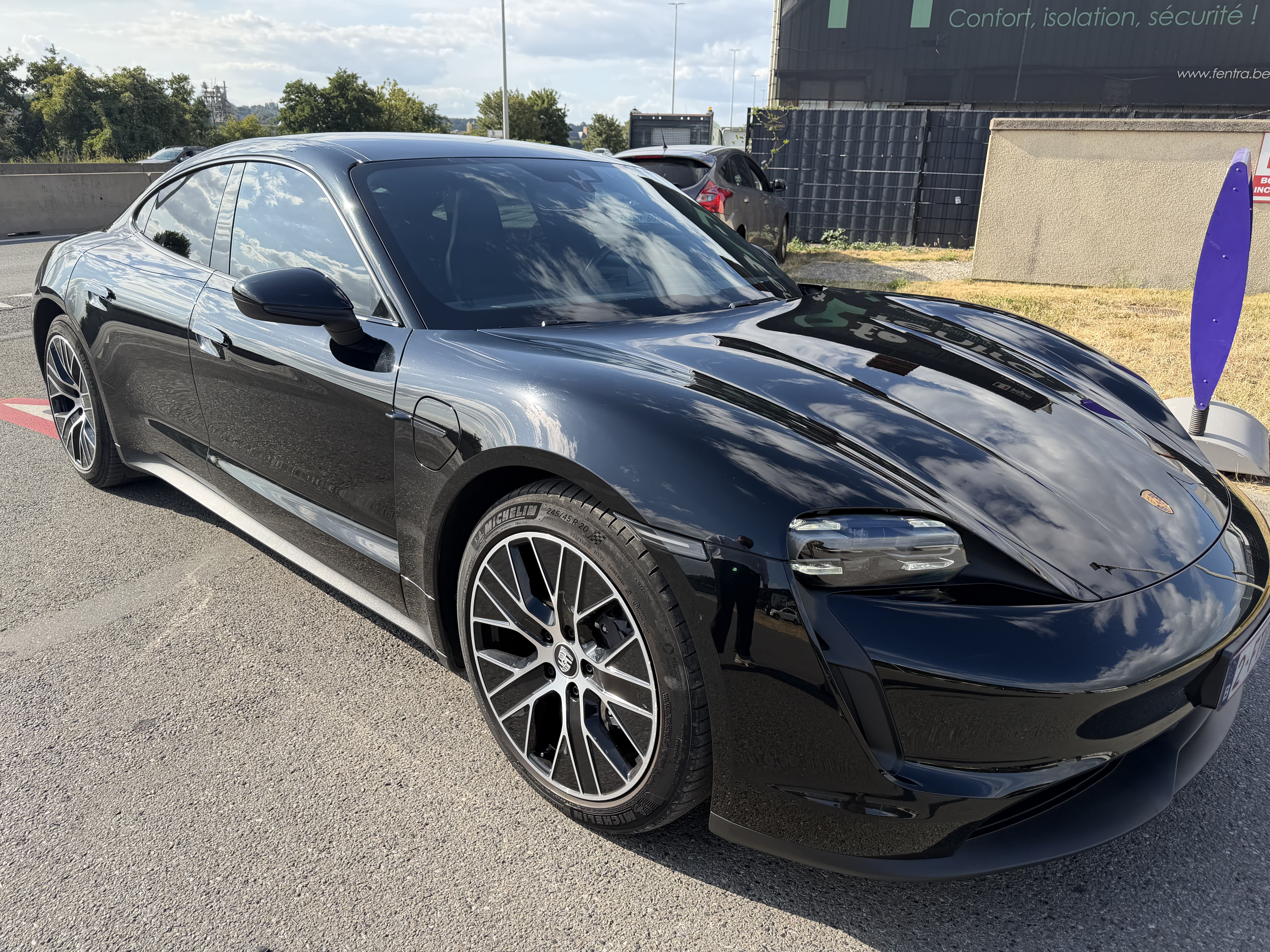 Porsche Taycan
