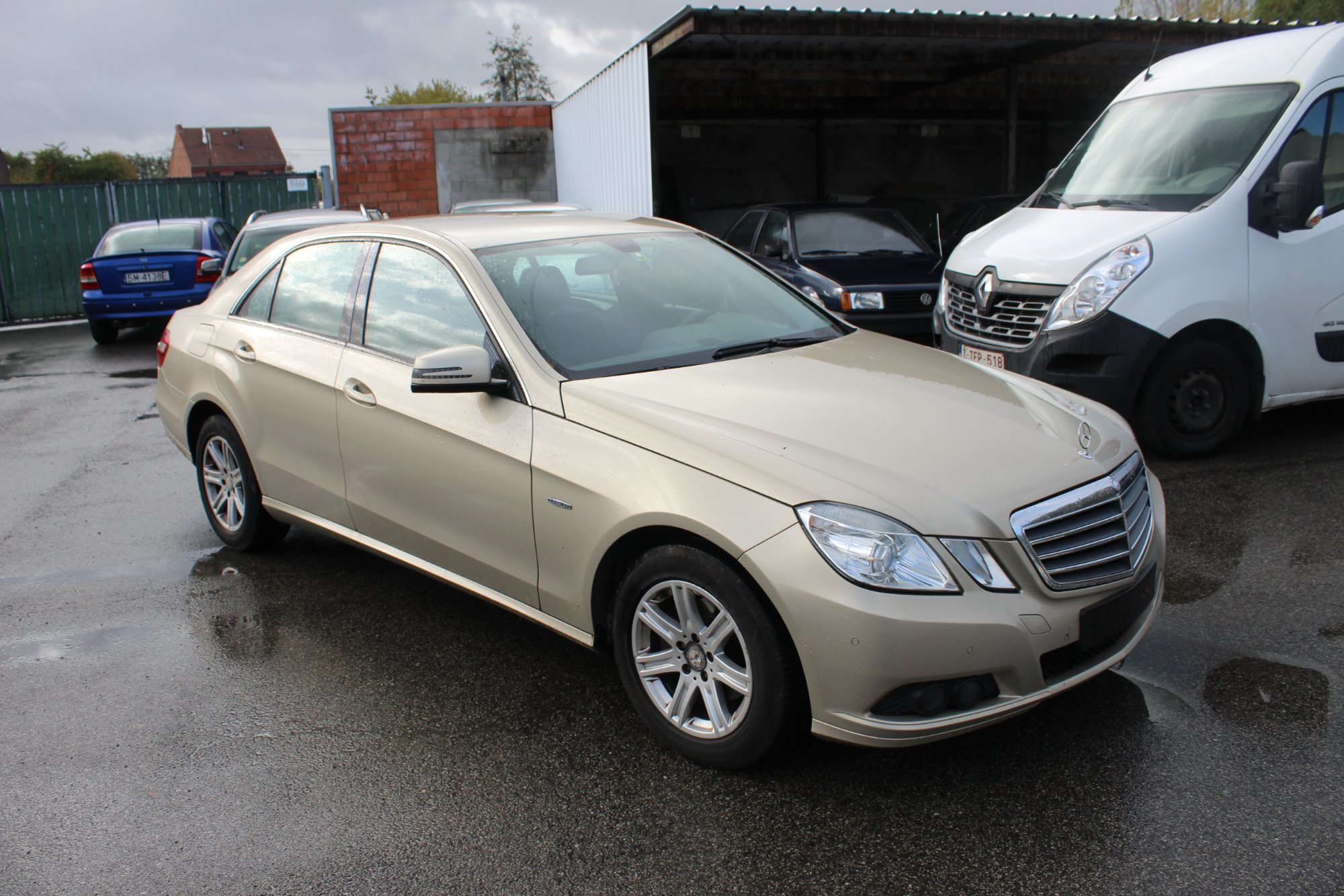 Mercedes-Benz E