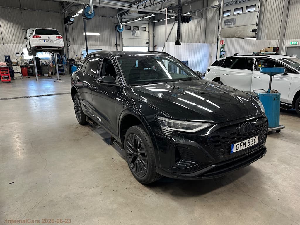 Audi Q8 E-tron 50