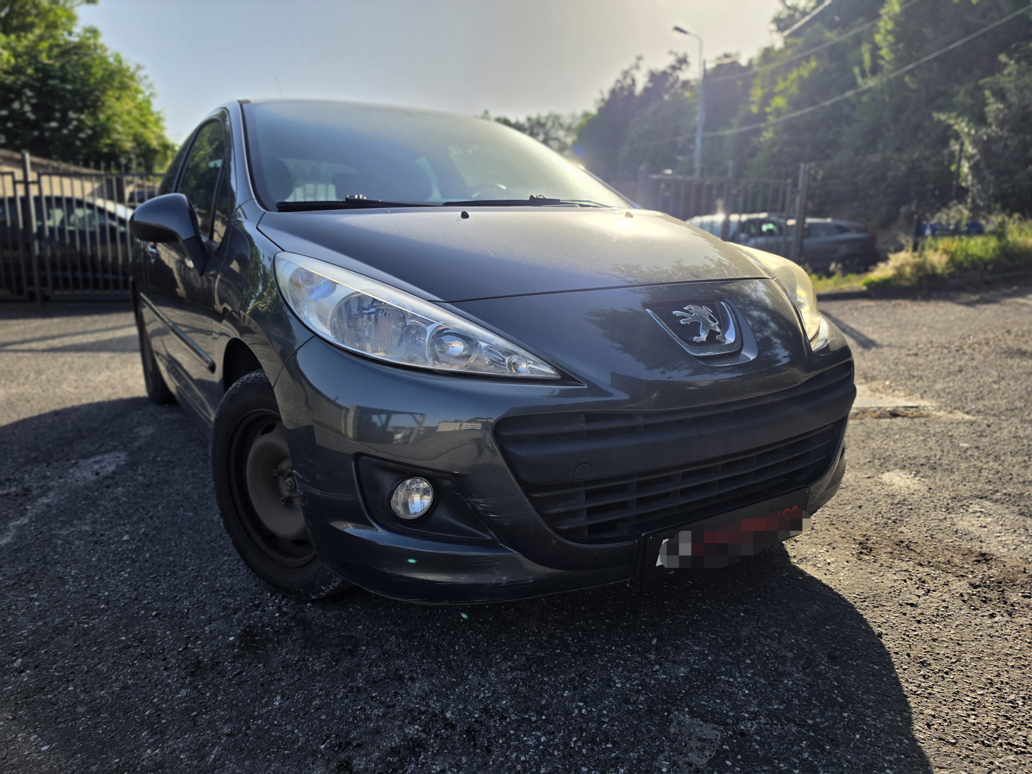 Peugeot 207