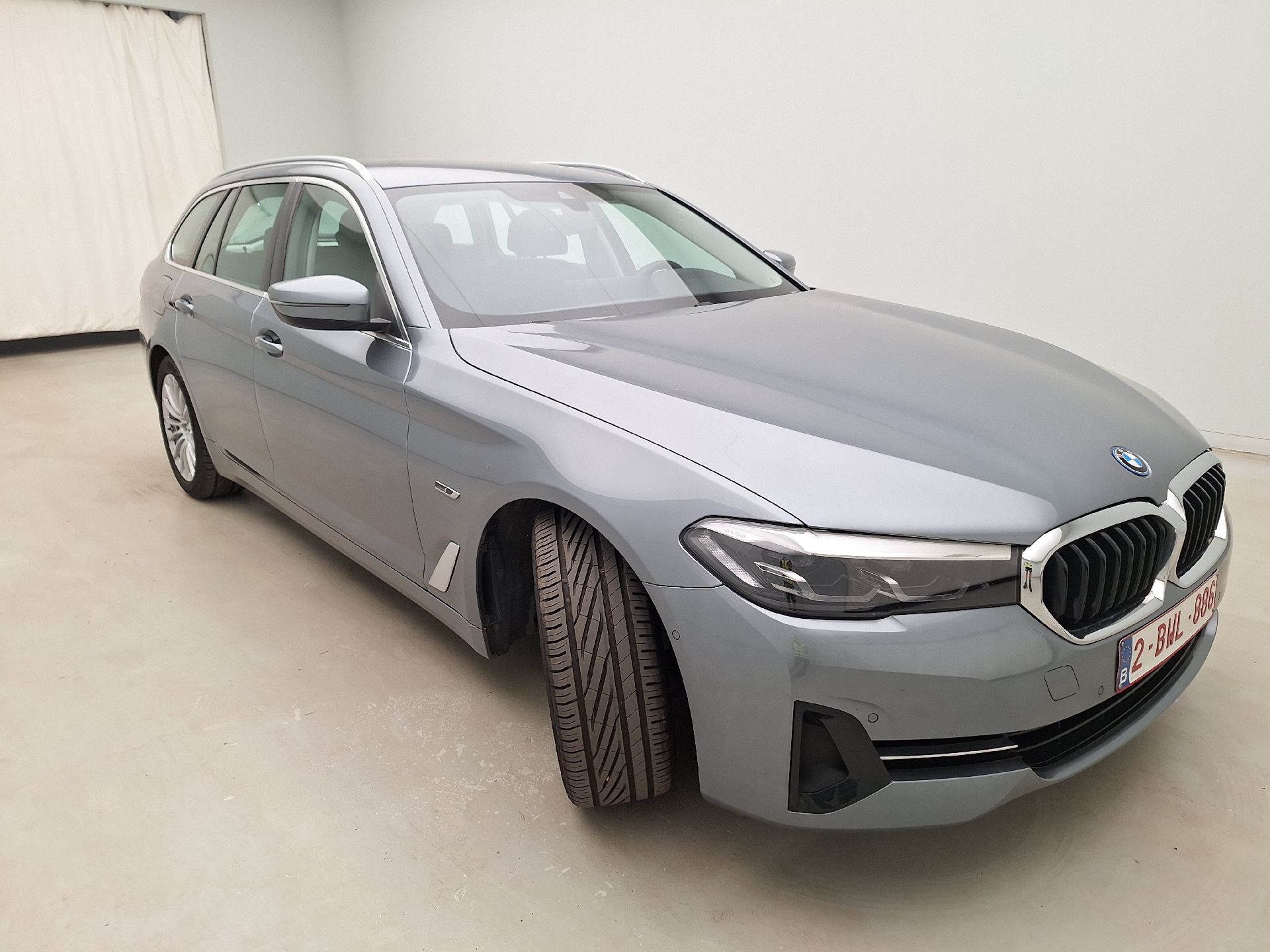 BMW 5 Series Touring 2020