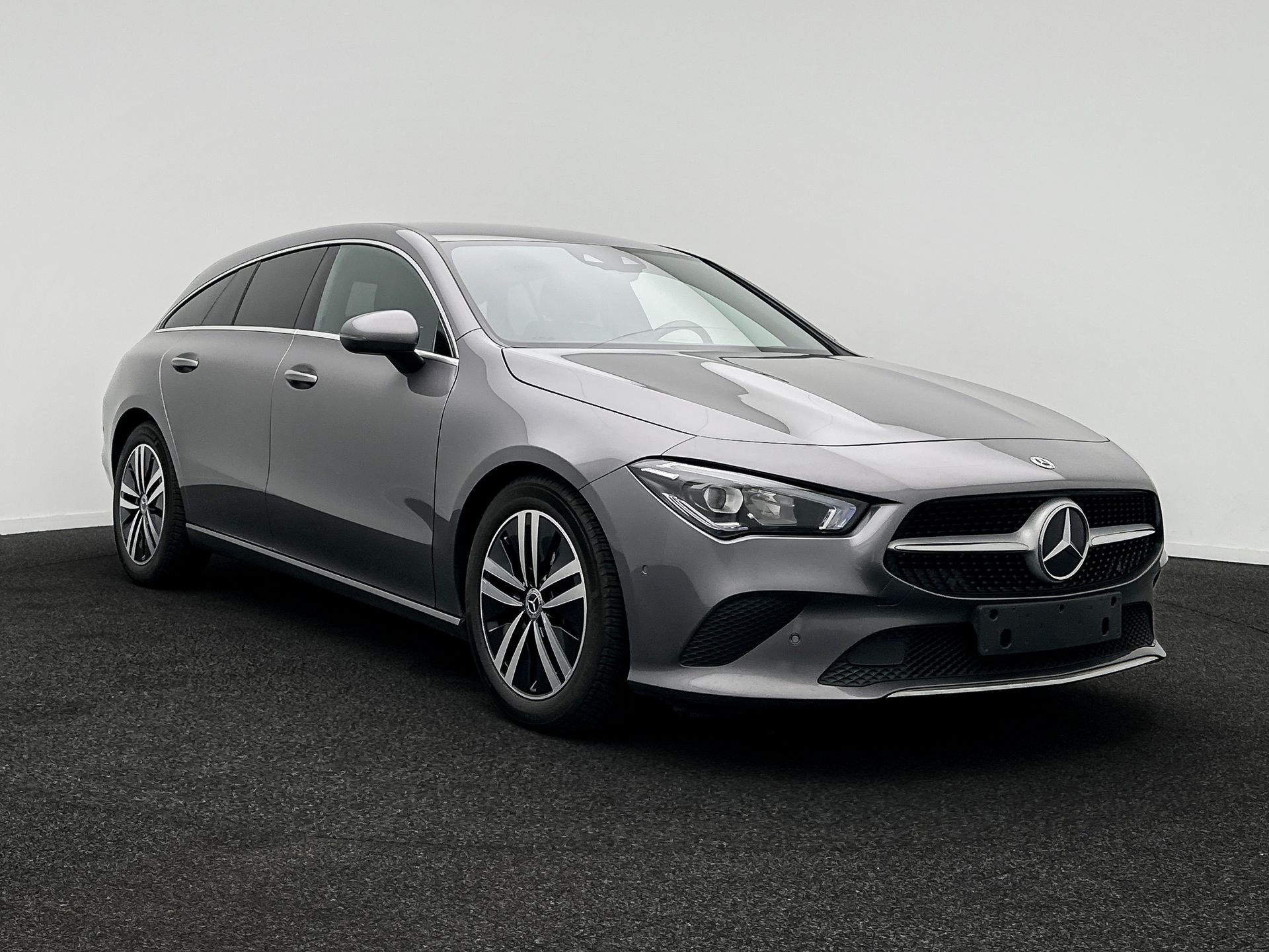 Mercedes-Benz CLA Shooting Brake 200d