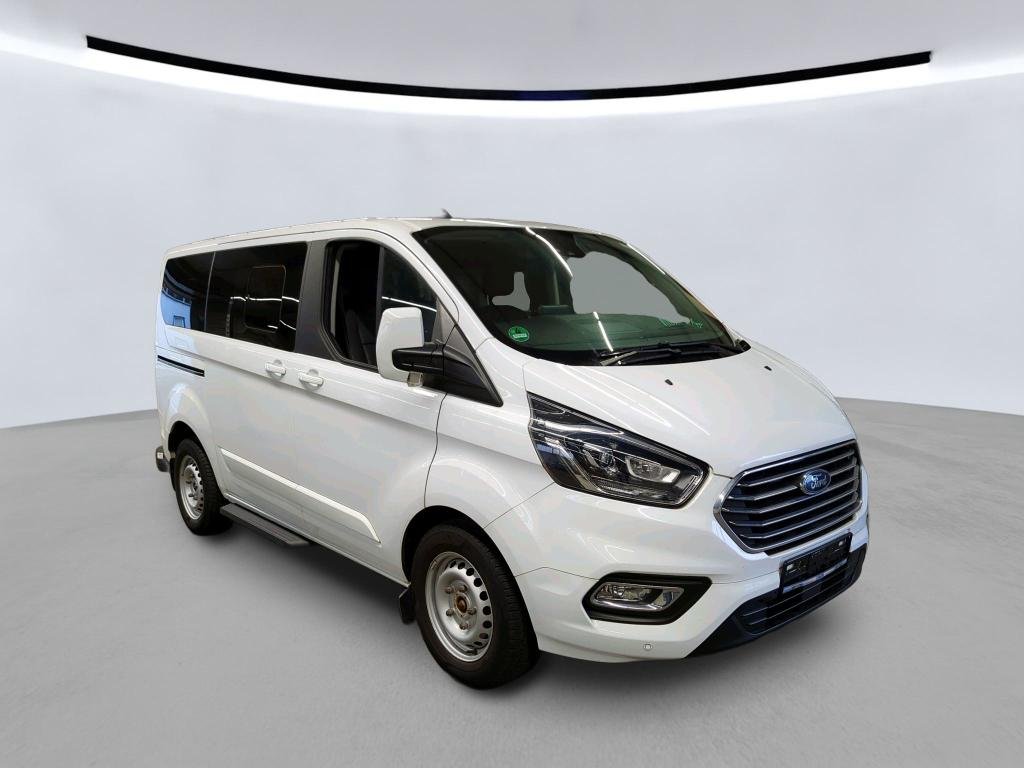 Ford Tourneo Custom L1H1
