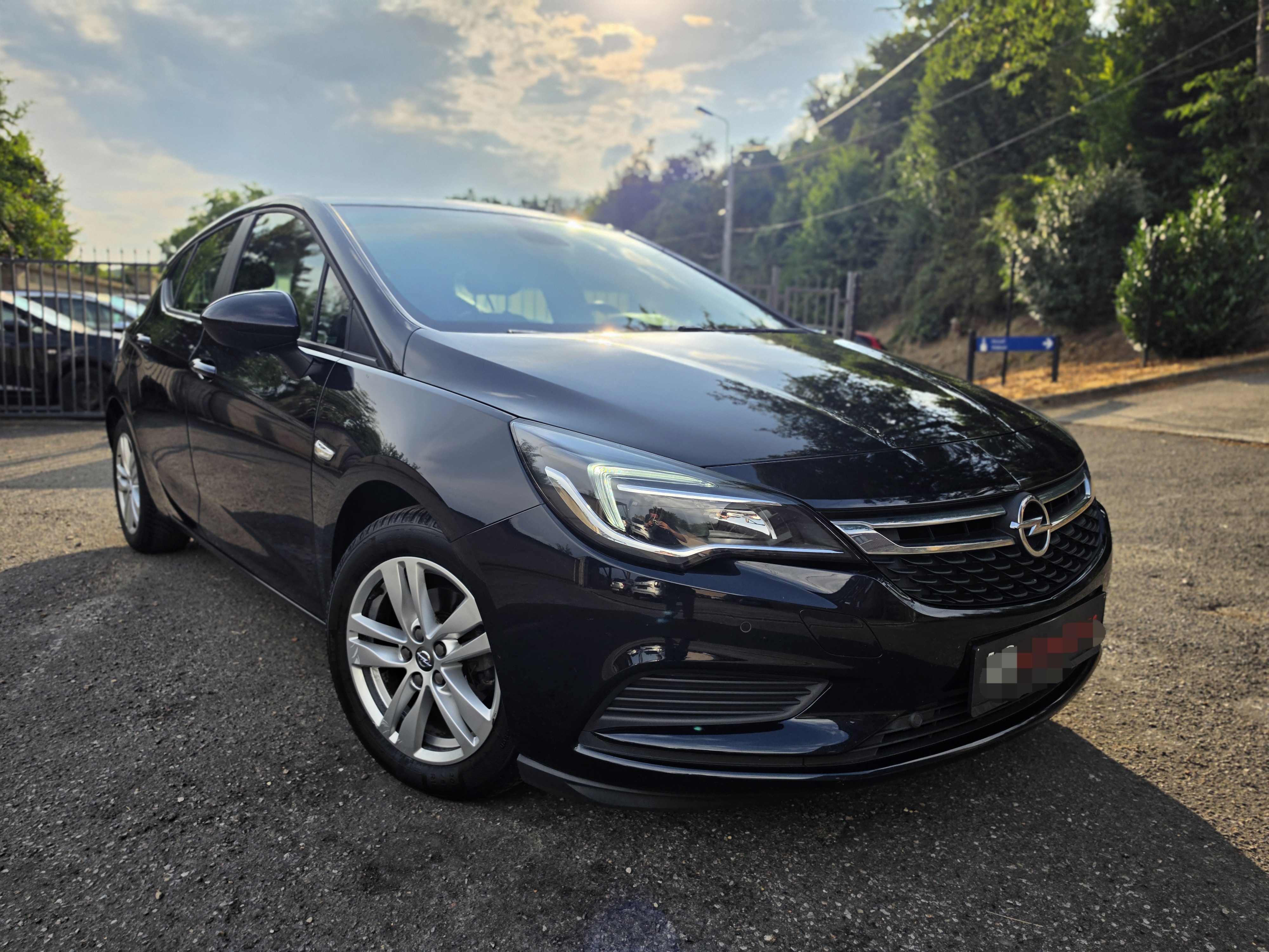 Opel Astra 1.0 Edition