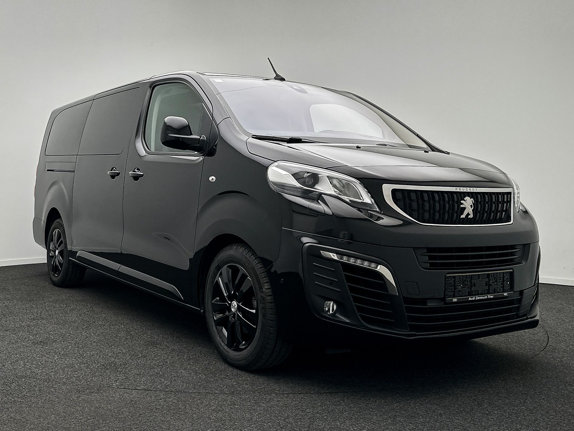 Peugeot Traveller L3 2.0 HDI Allure