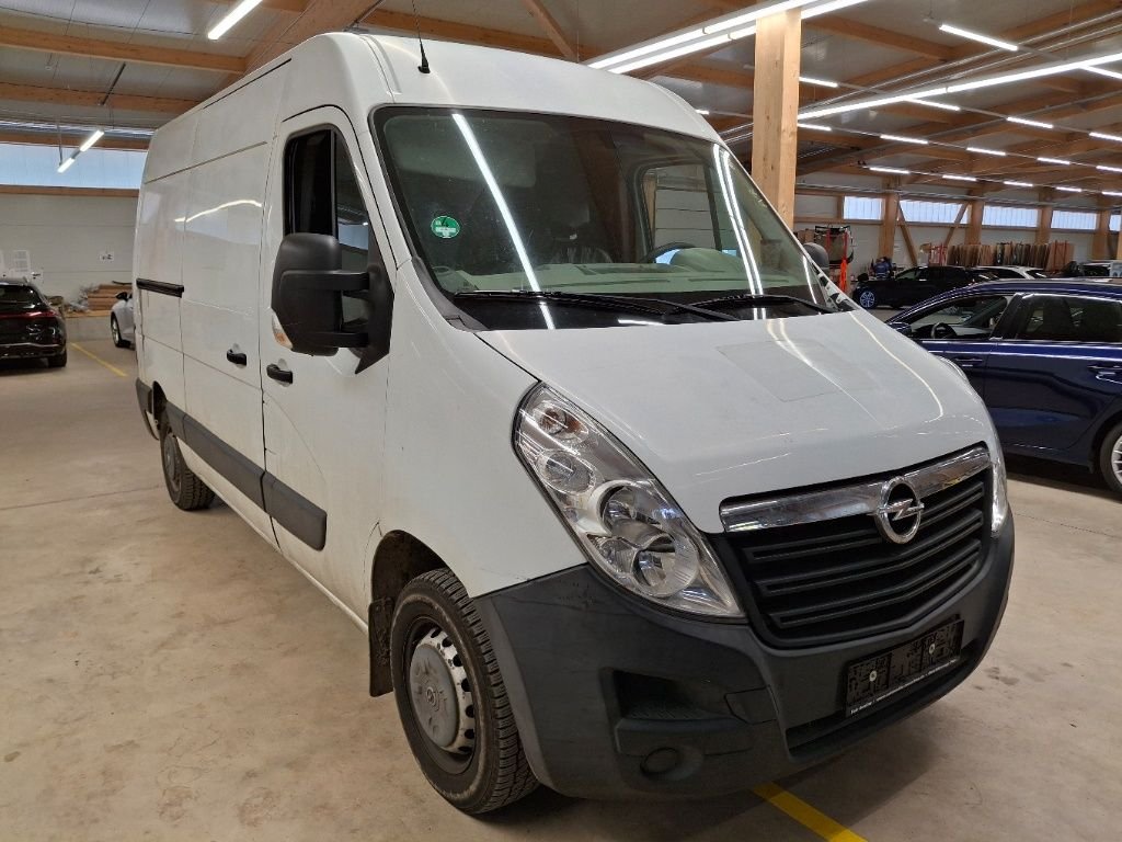 Opel Movano