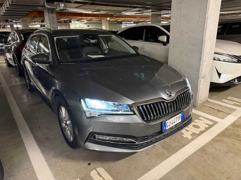 Skoda Superb Combi