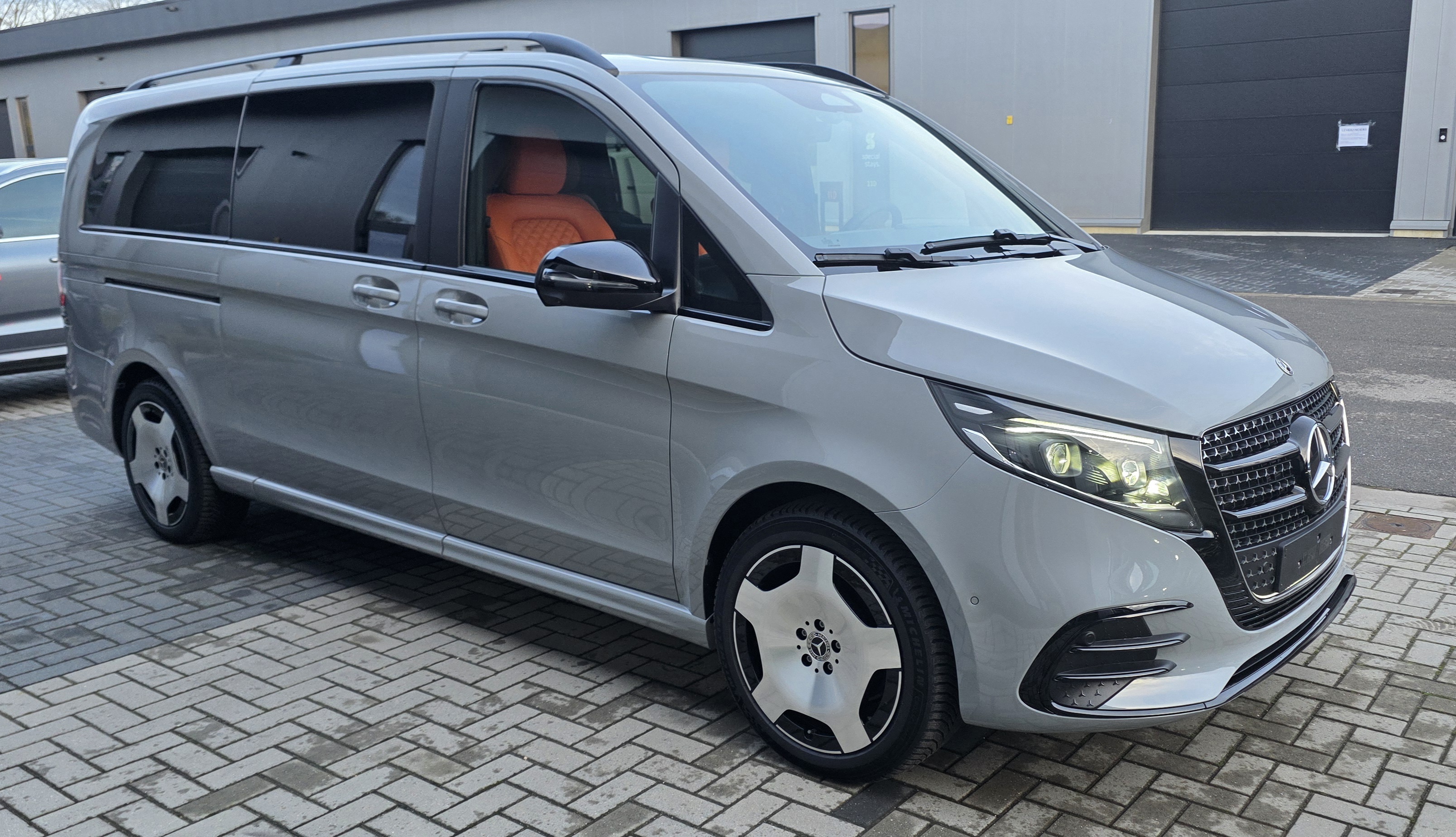 Mercedes-Benz V L3