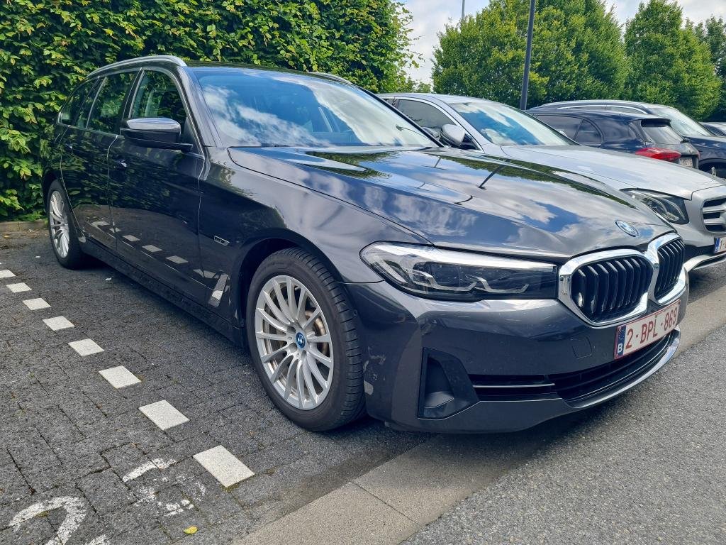 BMW 5 Series Touring 2020