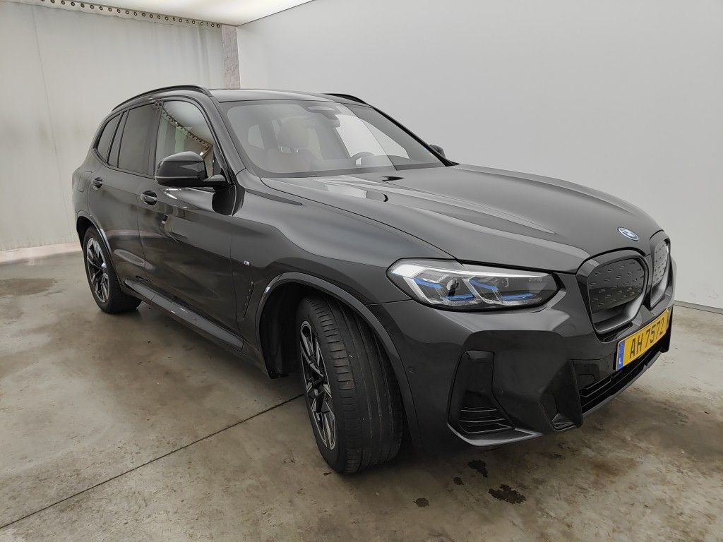 BMW iX3 2022