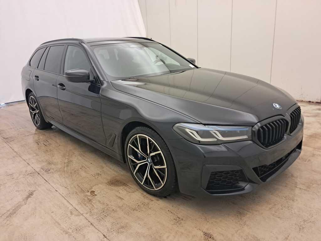 BMW 5 Series Touring 2020