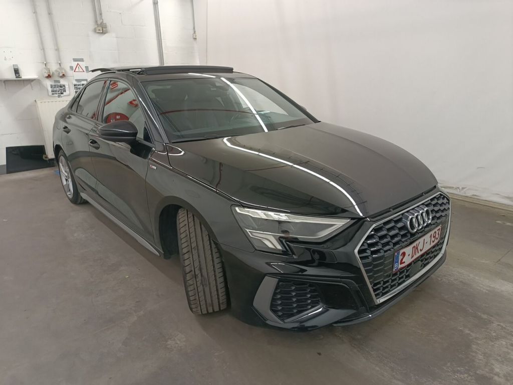Audi A3 30 TFSI S Line