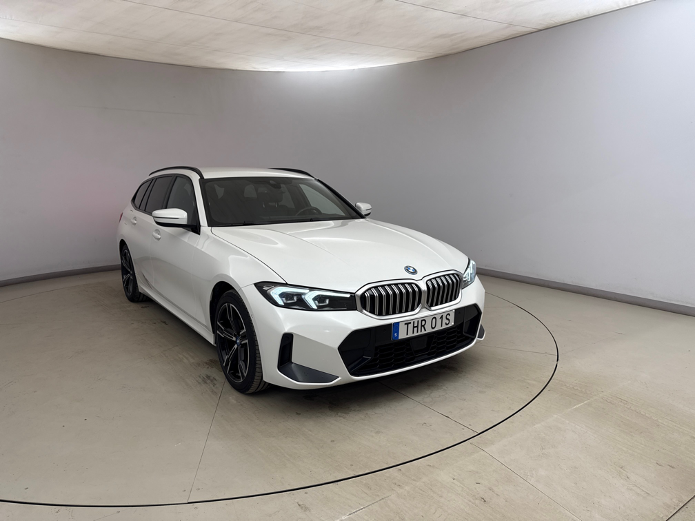 BMW 3 Series Touring 330e M Sport