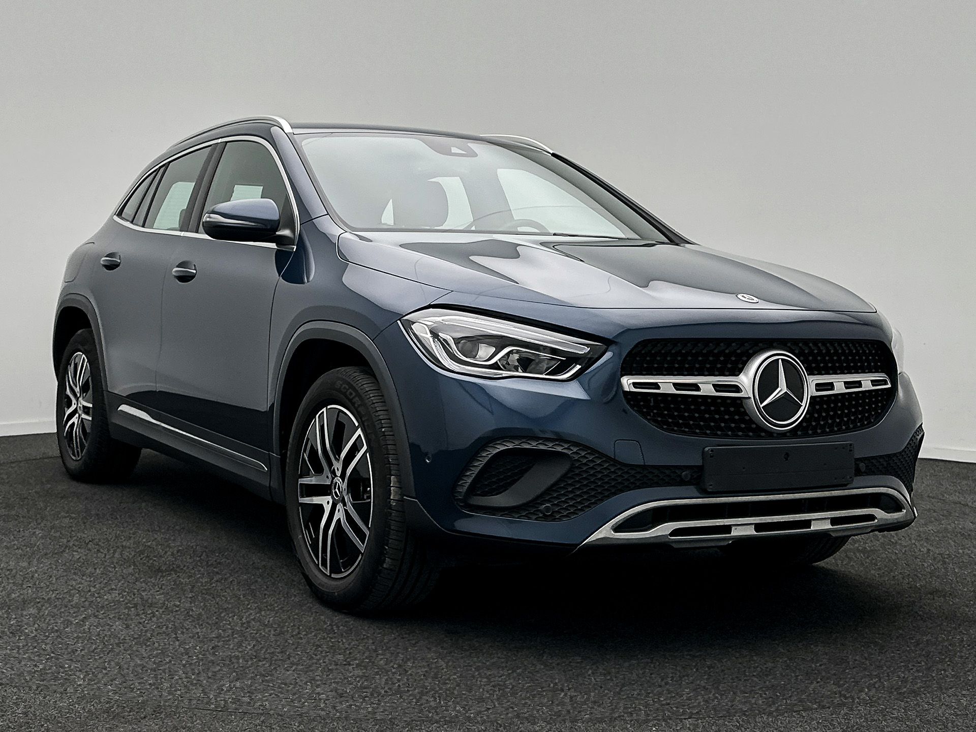 Mercedes-Benz GLA 250e Business Line 2020