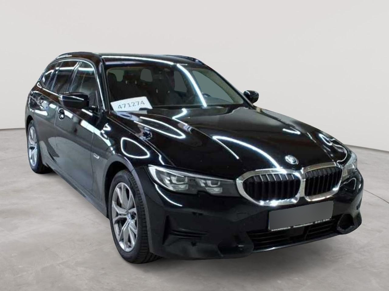 BMW 3 Series Touring 330e Sport Line