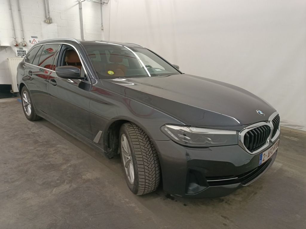 BMW 5 Series Touring 2020