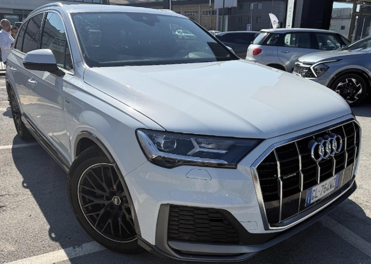 Audi Q7 50 TDI S Line