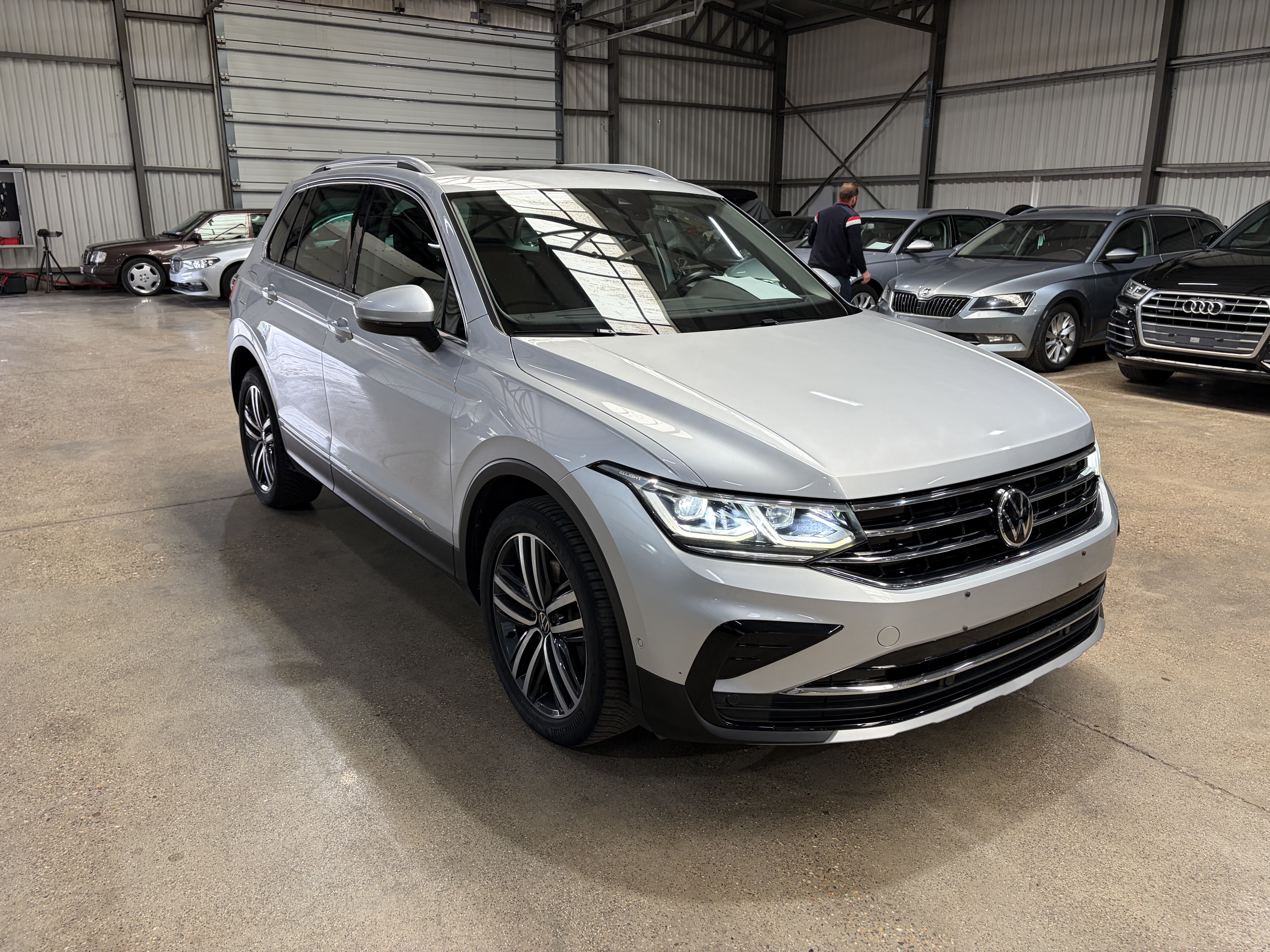 Volkswagen Tiguan 1.4 Elegance