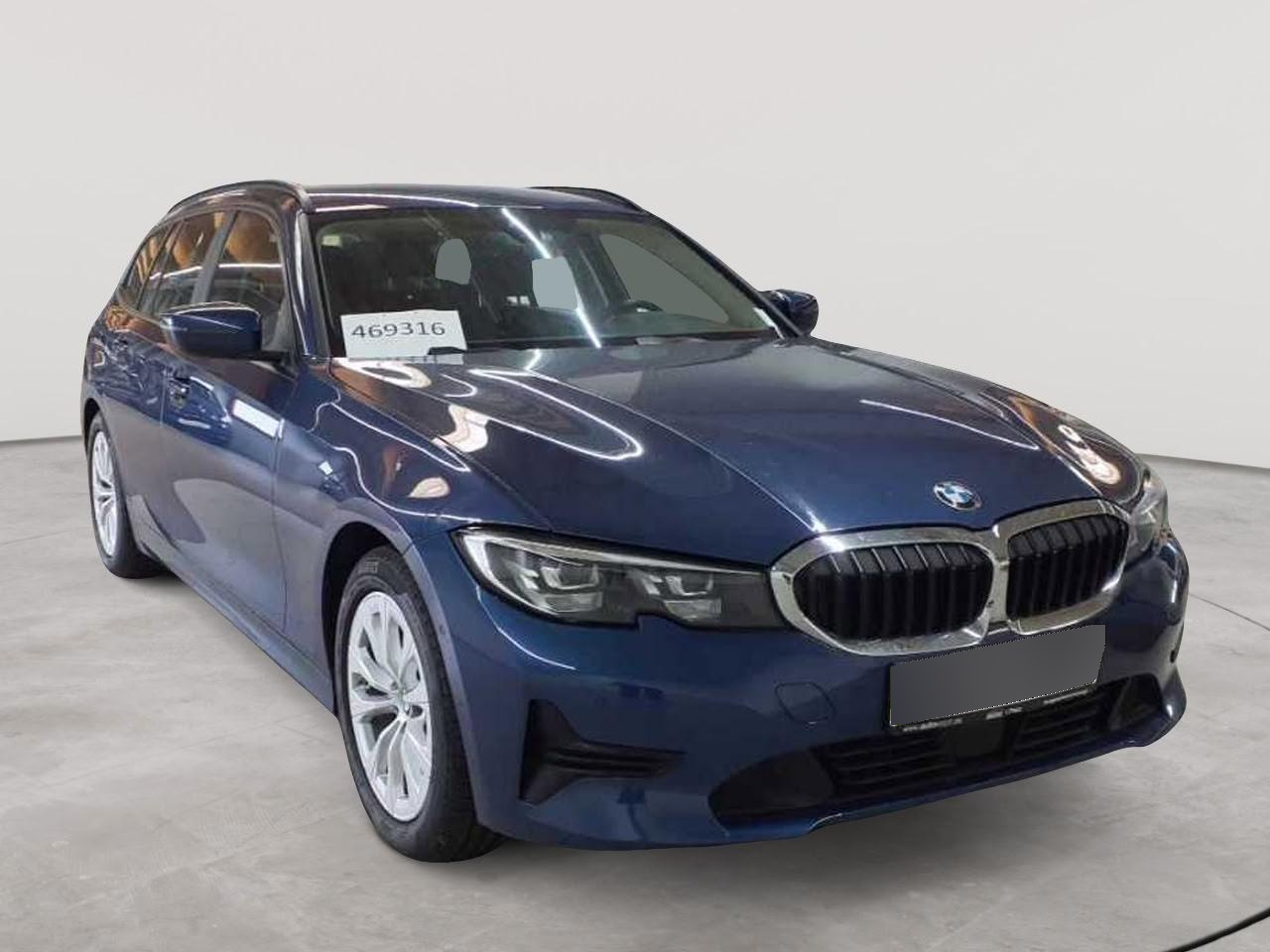 BMW 3 Series Touring 320i Advantage