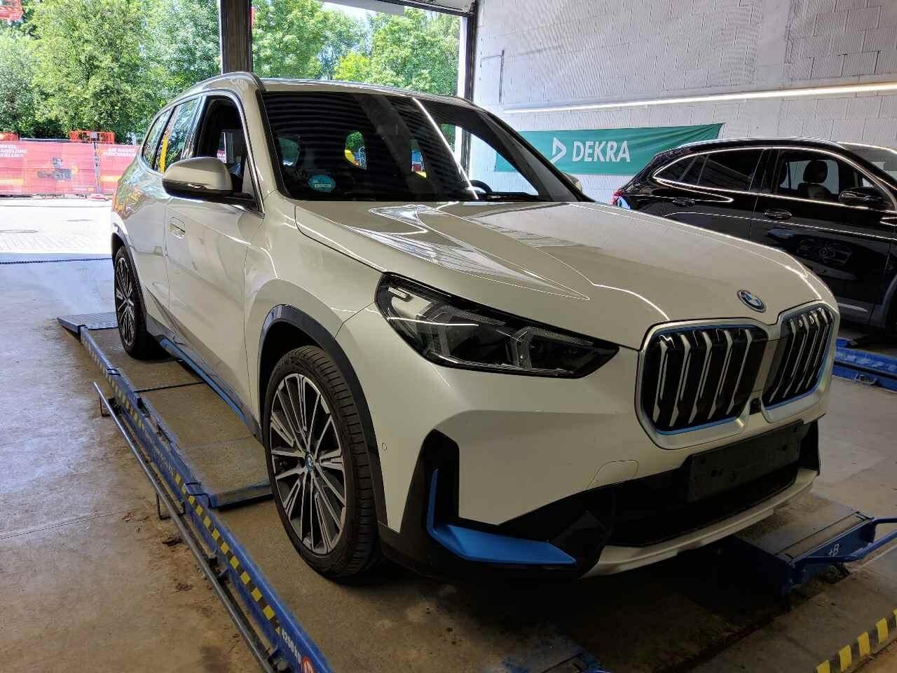 BMW iX1 2022