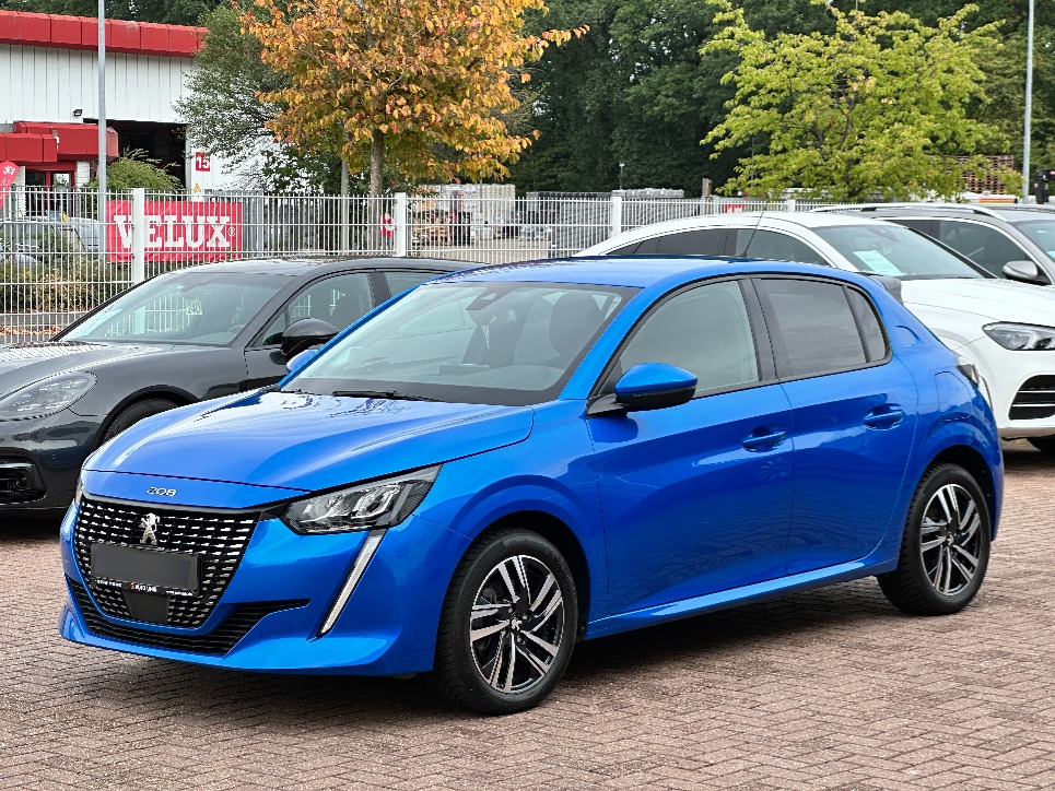 Peugeot 208 1.2i Allure Pack