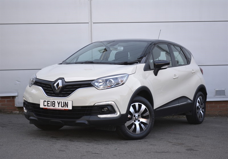Renault Captur 0.9 TCe Play
