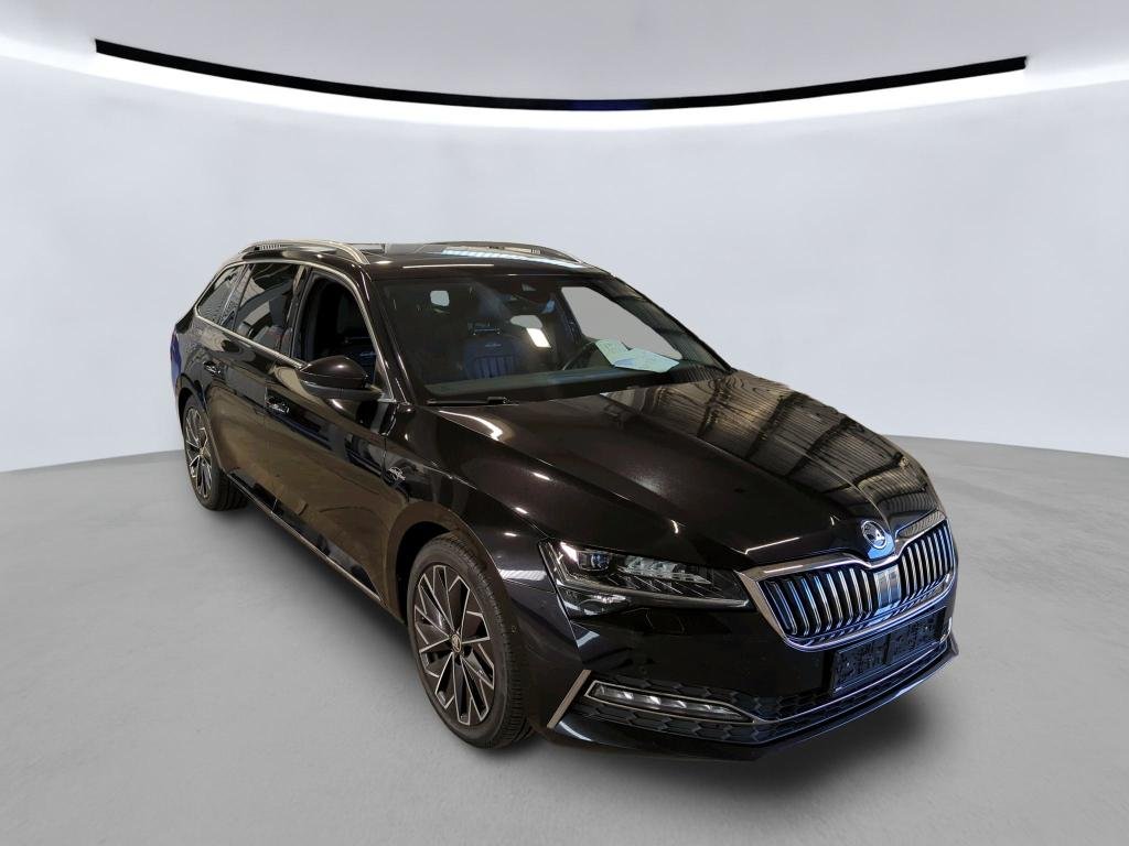 Skoda Superb Combi