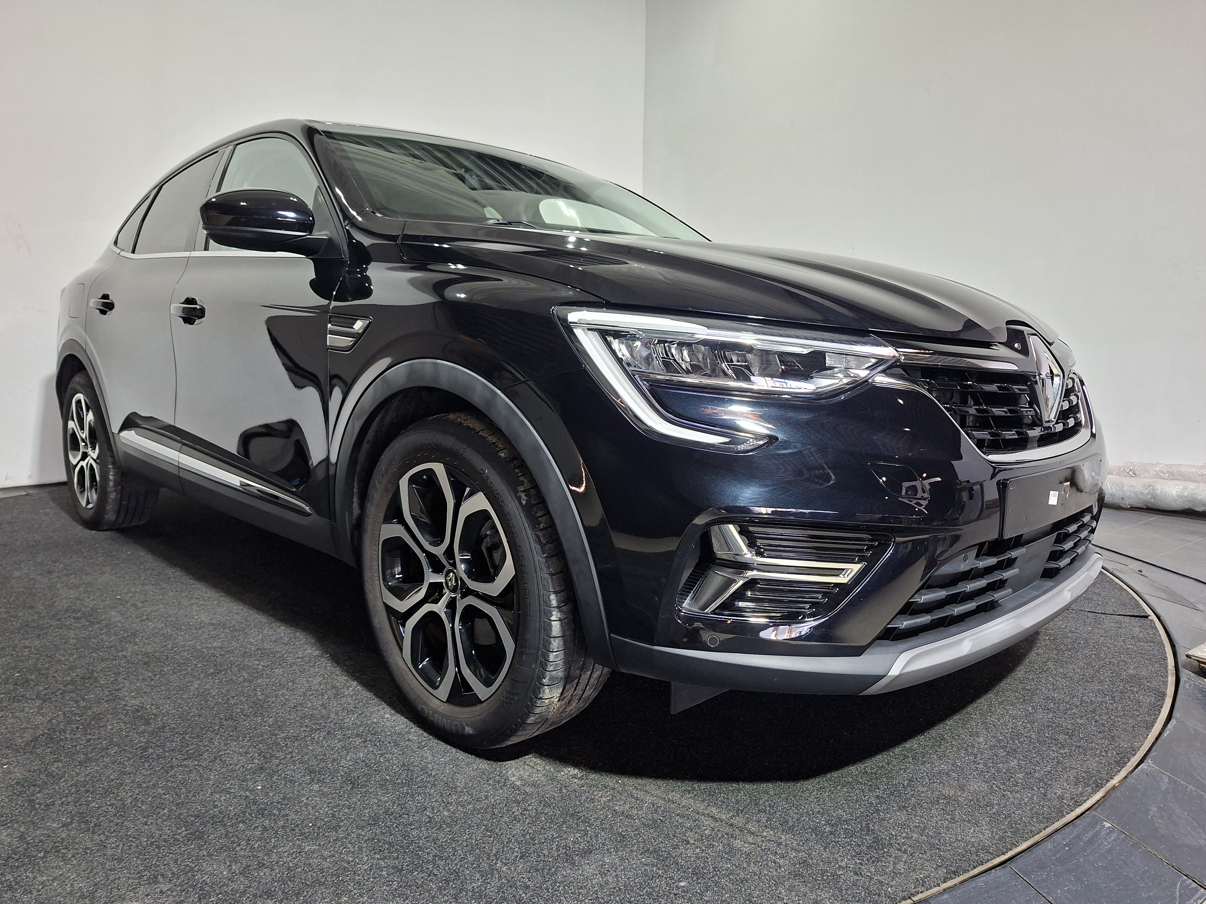 Renault Arkana 1.6i Techno