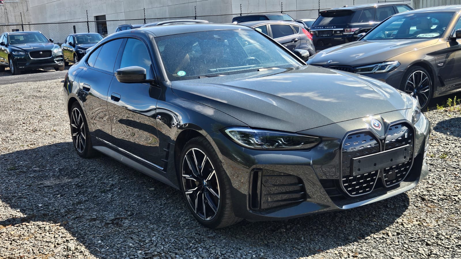 BMW i4
