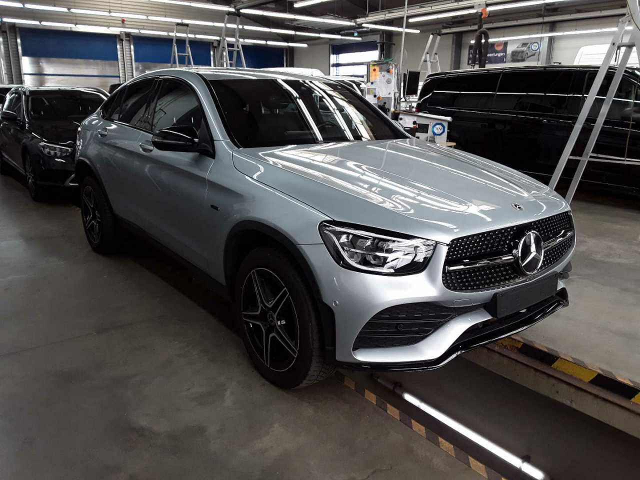 Mercedes-Benz GLC Coupé 300de AMG Line