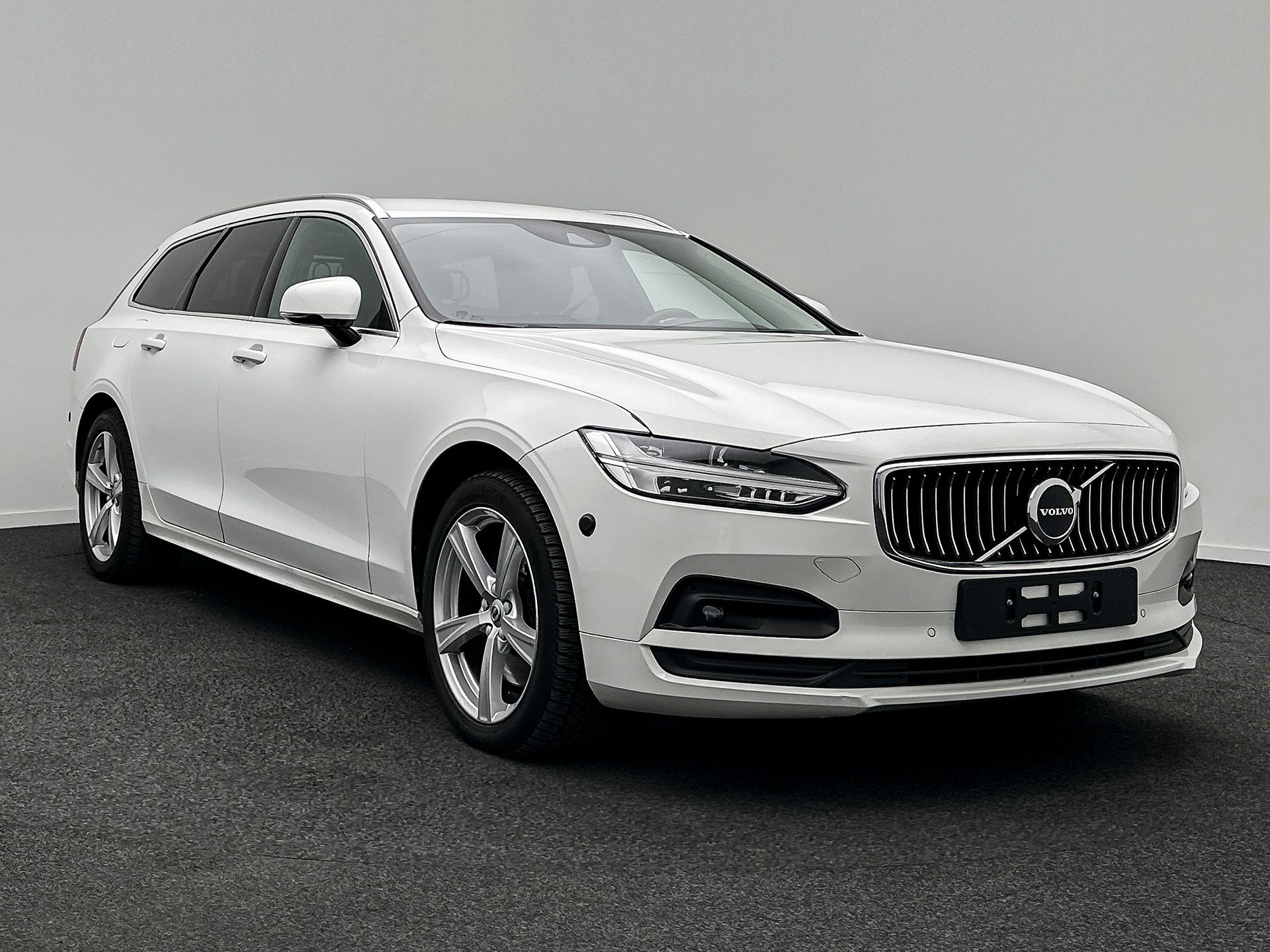 Volvo V90 2021