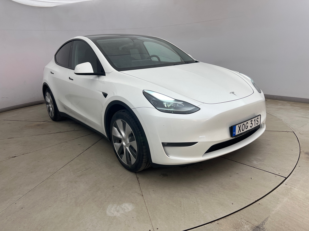 Tesla Model Y Long Range
