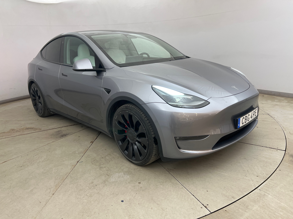 Tesla Model Y Performance