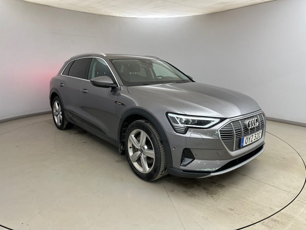 Audi E-Tron 55