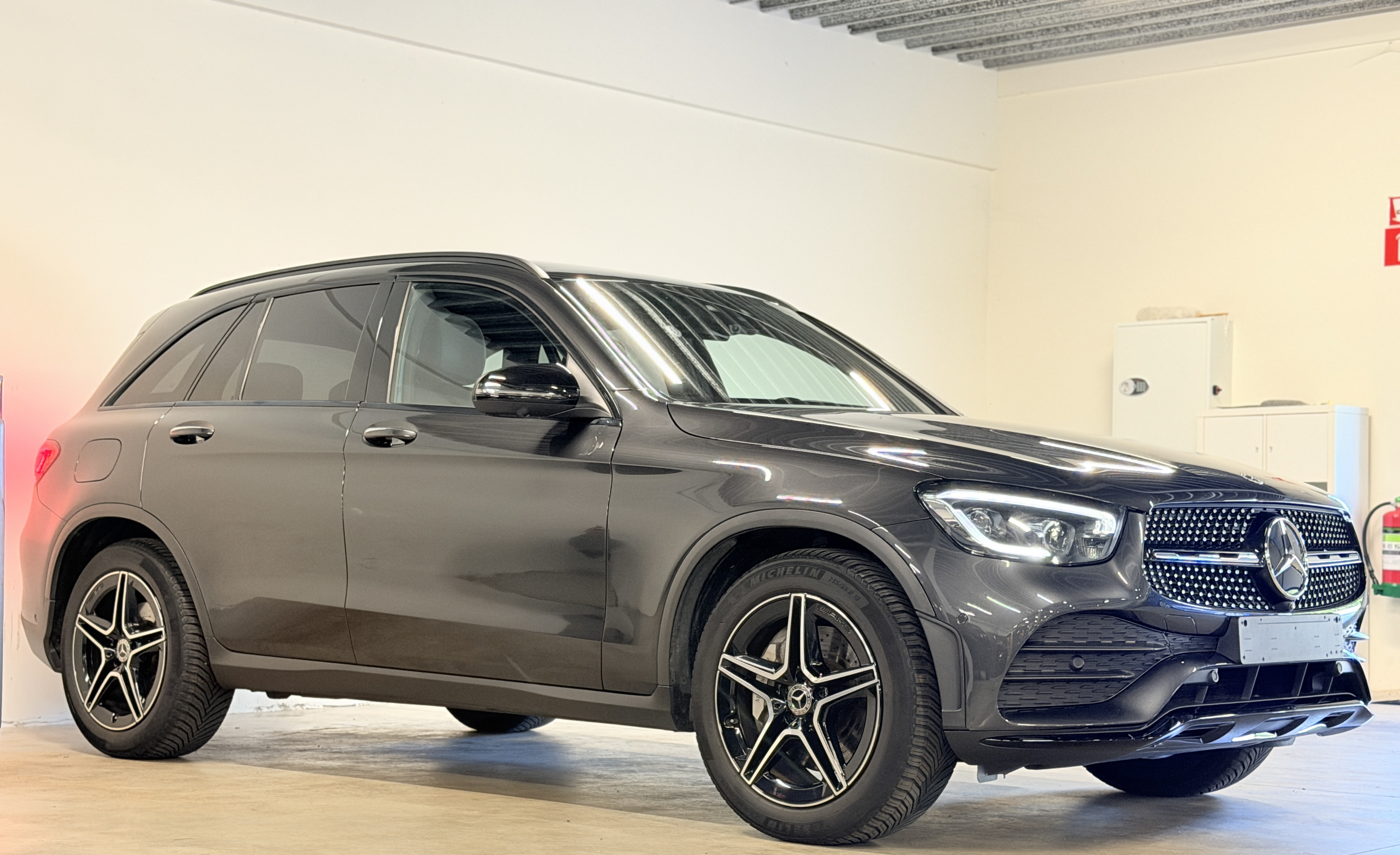Mercedes-Benz GLC 220d AMG Line
