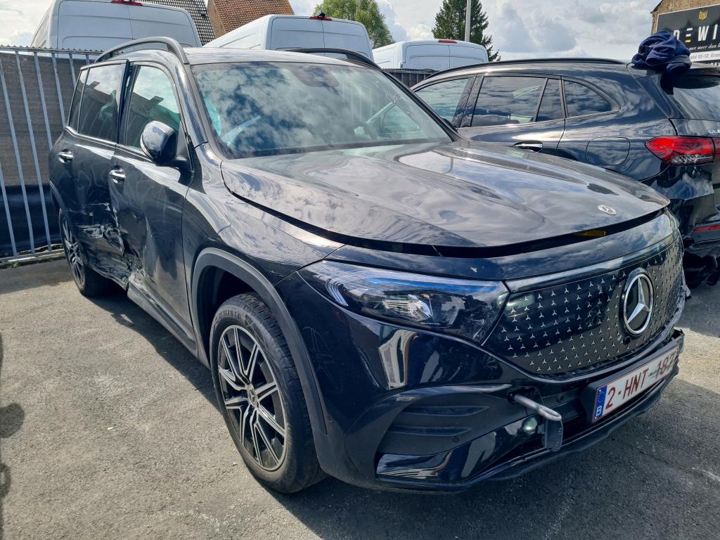 Mercedes-Benz EQB 2021