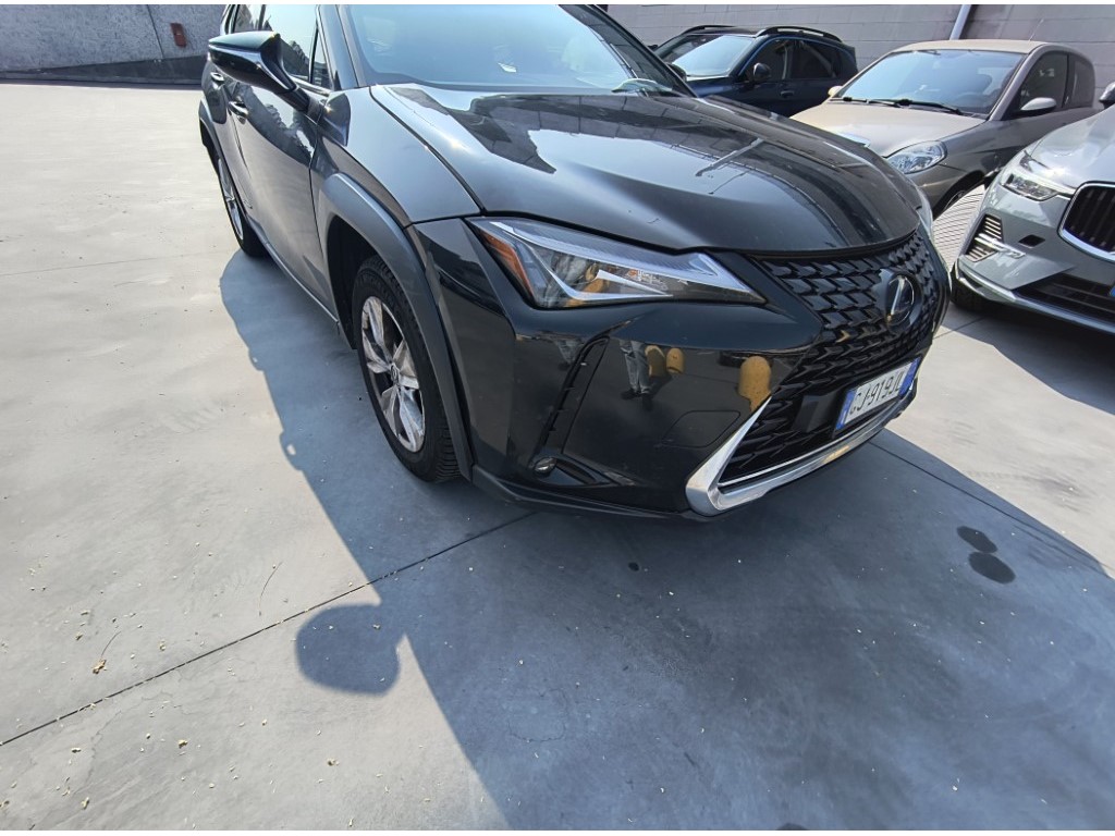 Lexus UX