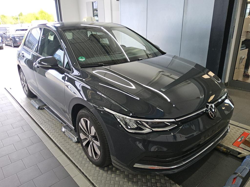 Volkswagen Golf 1.0 eTSI Move