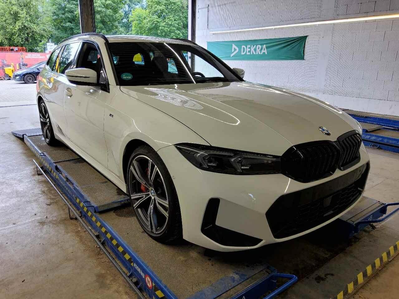BMW 3 Series Touring 2022