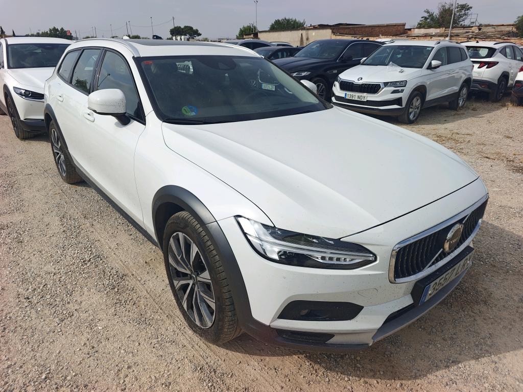 Volvo V90 Cross Country