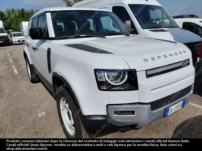 Land Rover Defender 110