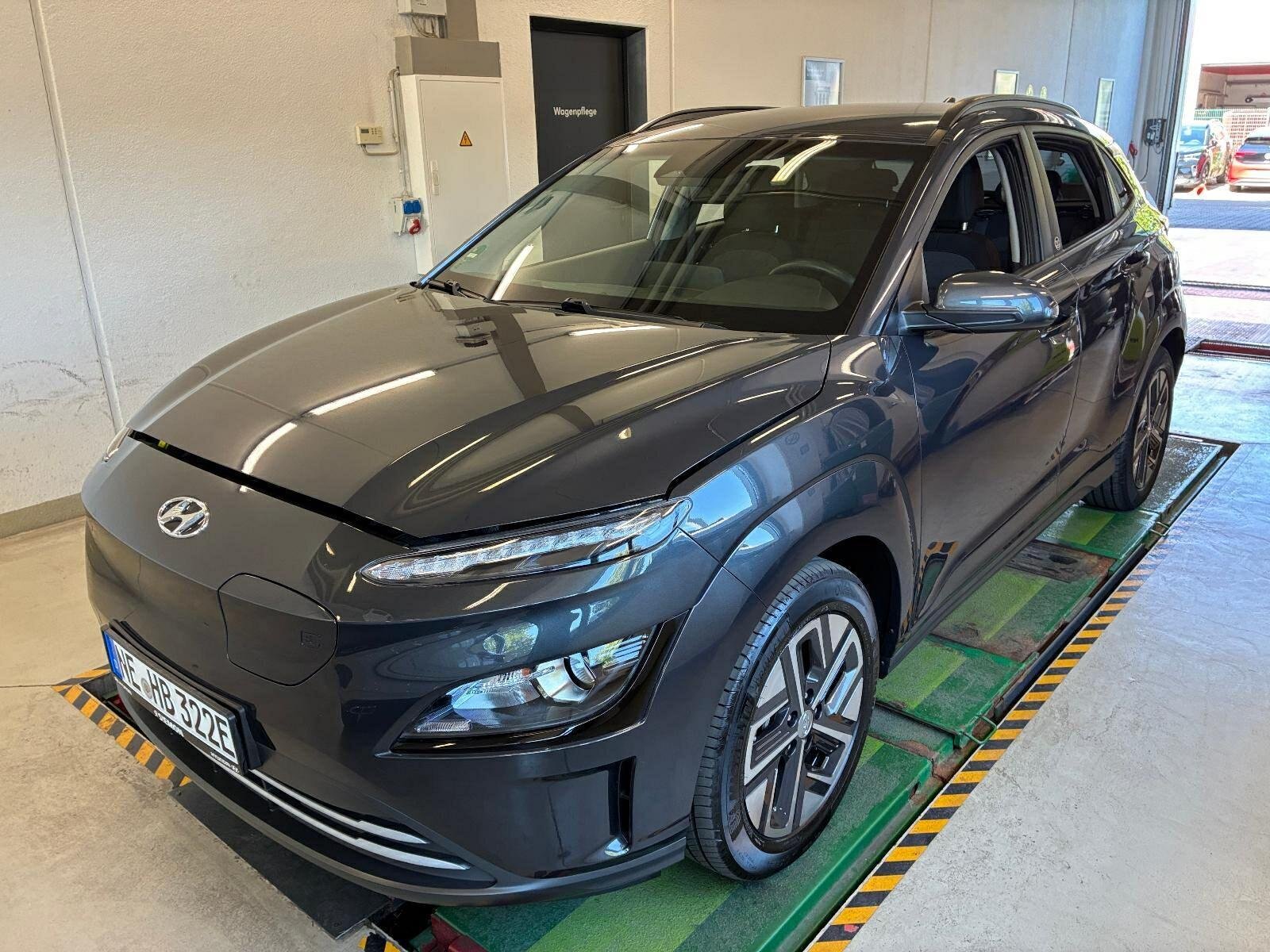 Hyundai e-Kona 2021