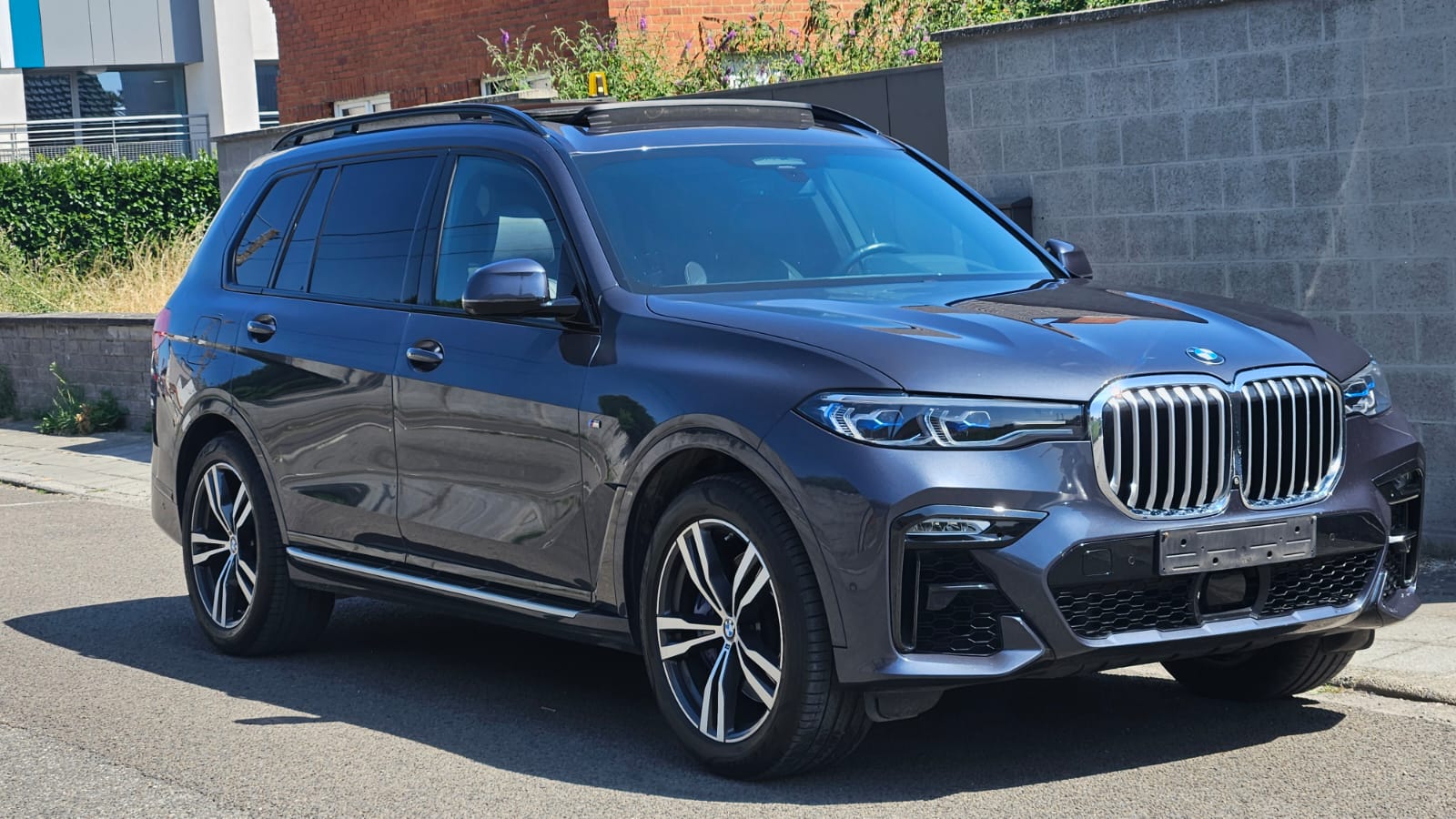 BMW X7