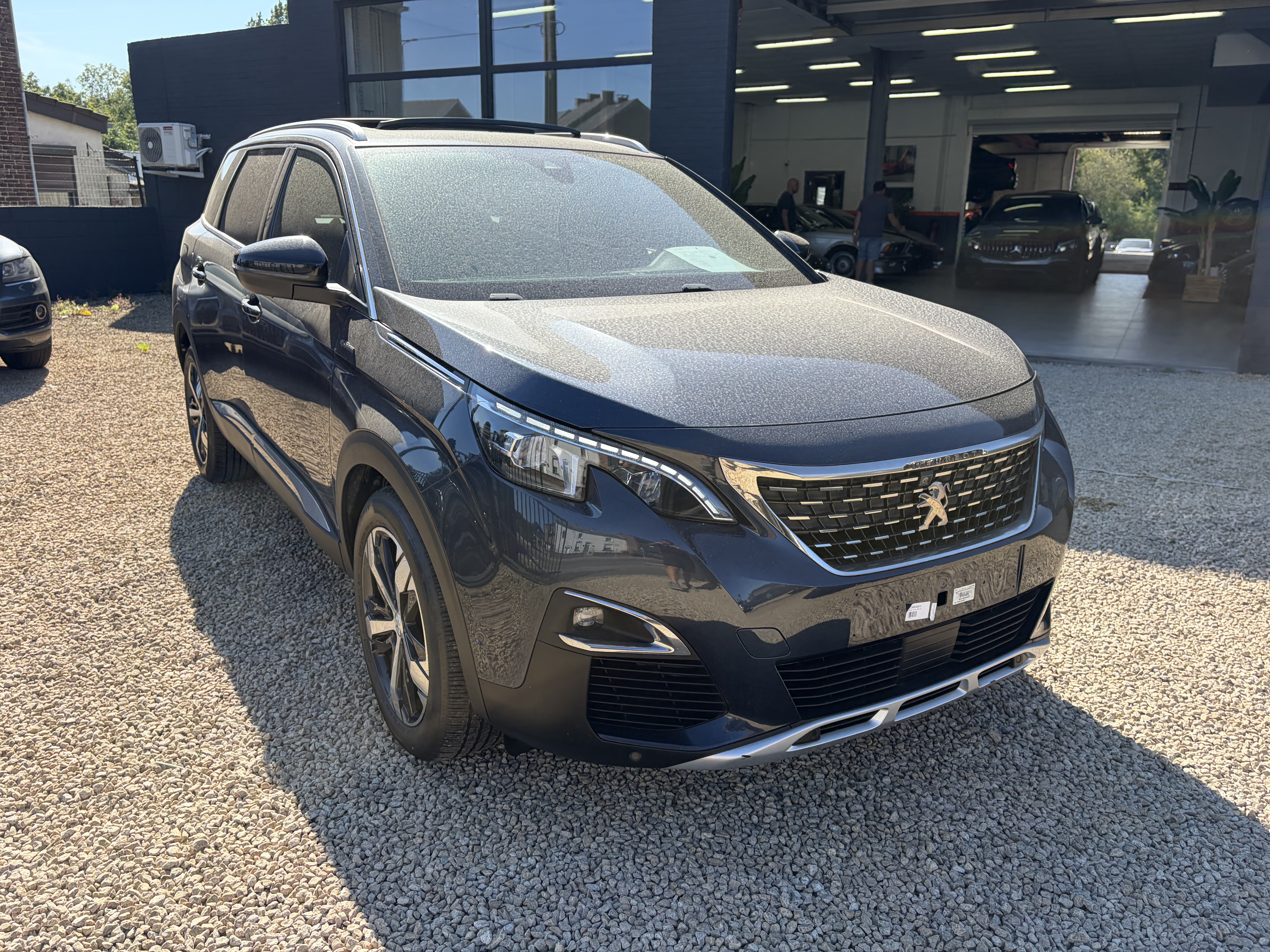 Peugeot 5008